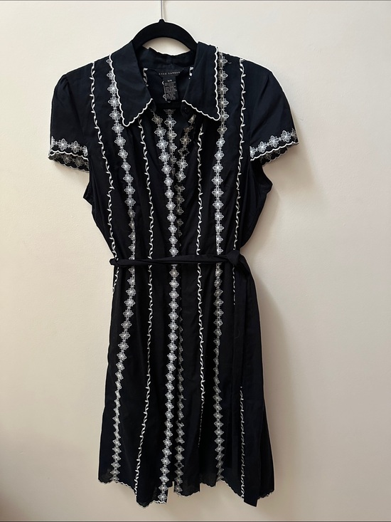 Anne Carson Dresses & Skirts - Anne Carson Black Dress with White Embroidered Stripes